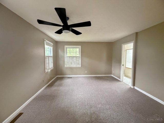 876 Maple Ridge Court, Fairfield, OH 45014