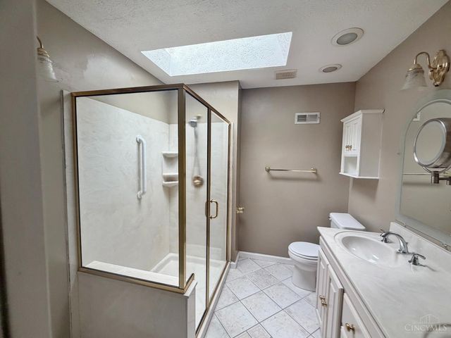 876 Maple Ridge Court, Fairfield, OH 45014