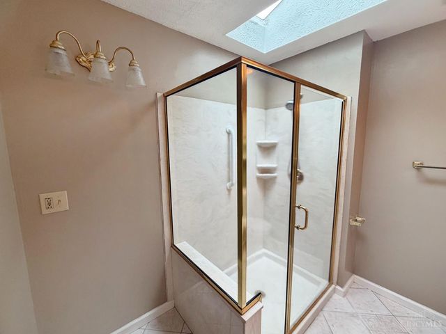 876 Maple Ridge Court, Fairfield, OH 45014