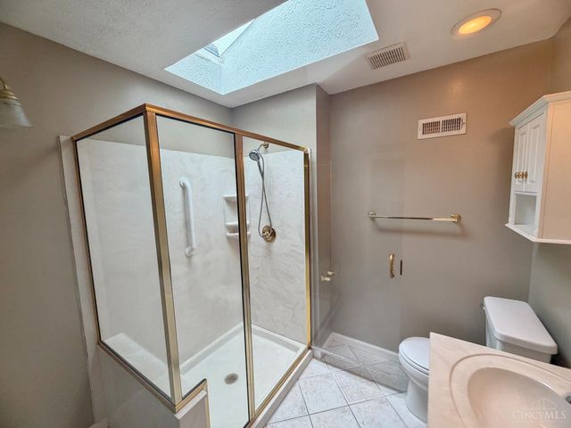 876 Maple Ridge Court, Fairfield, OH 45014