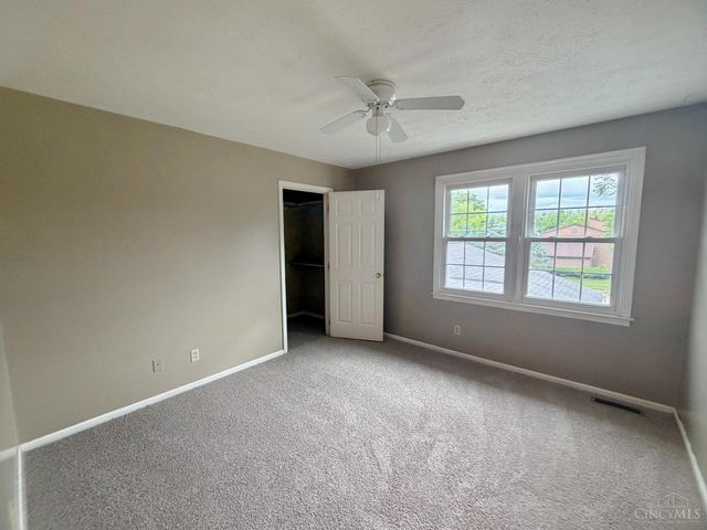 876 Maple Ridge Court, Fairfield, OH 45014
