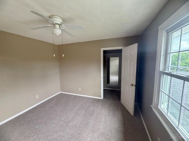 876 Maple Ridge Court, Fairfield, OH 45014