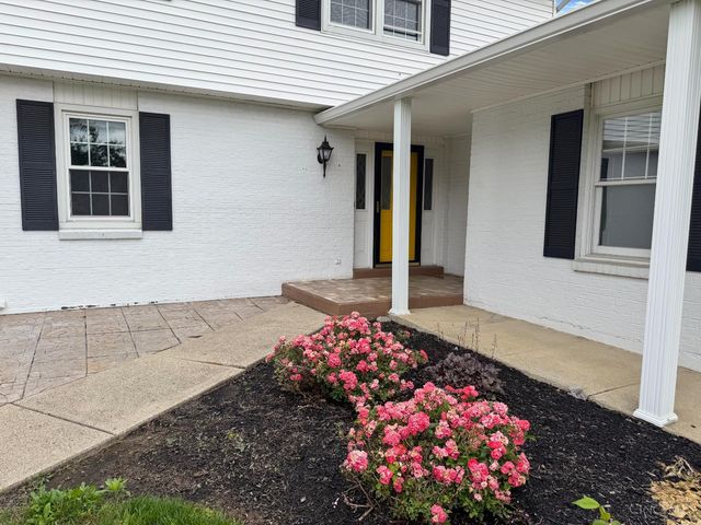 876 Maple Ridge Court, Fairfield, OH 45014
