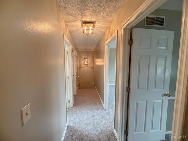 876 Maple Ridge Court, Fairfield, OH 45014