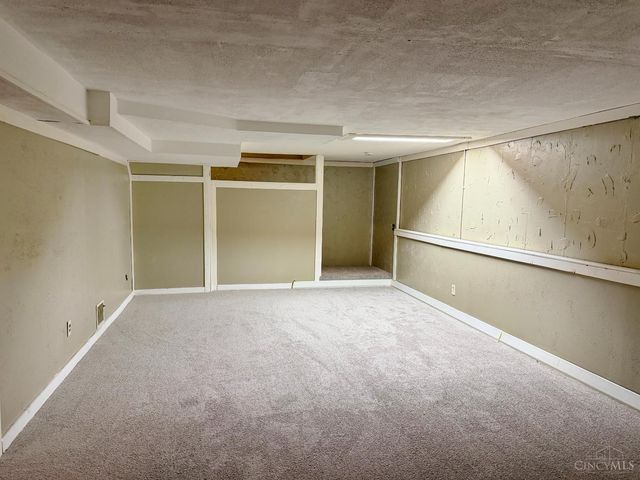 876 Maple Ridge Court, Fairfield, OH 45014