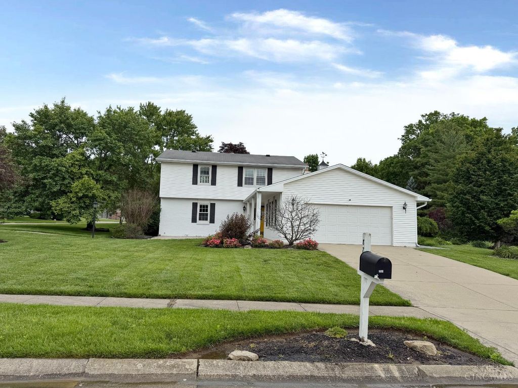 876 Maple Ridge Court, Fairfield, OH 45014