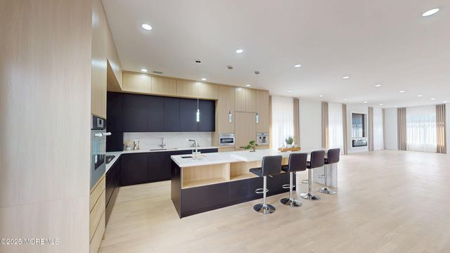 93 Buckley Road, Marlboro, NJ 07746