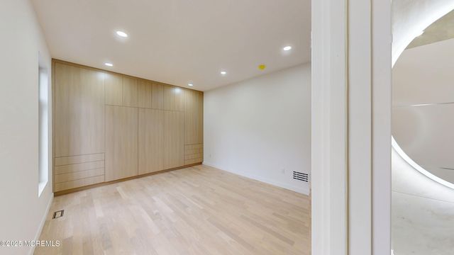 93 Buckley Road, Marlboro, NJ 07746