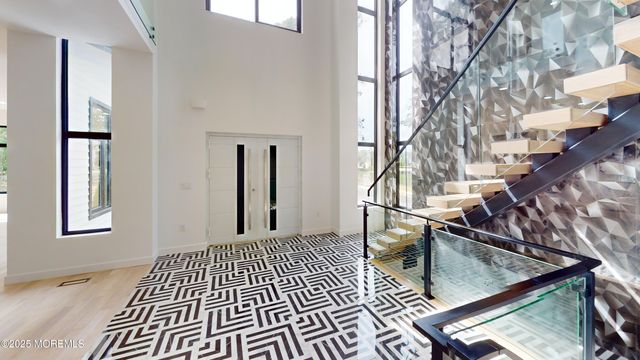 93 Buckley Road, Marlboro, NJ 07746