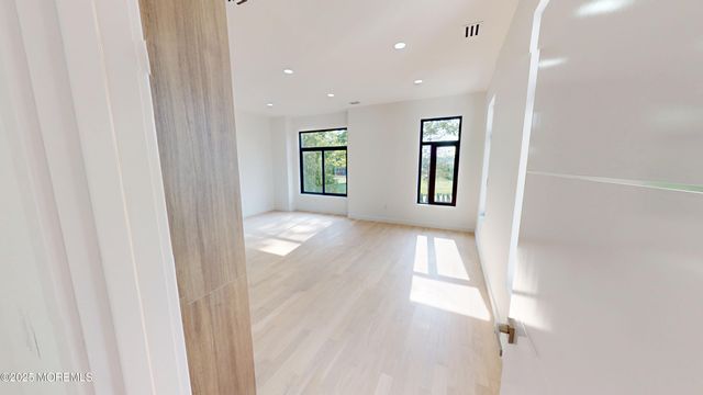 93 Buckley Road, Marlboro, NJ 07746