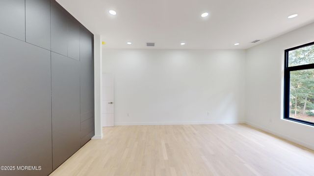 93 Buckley Road, Marlboro, NJ 07746