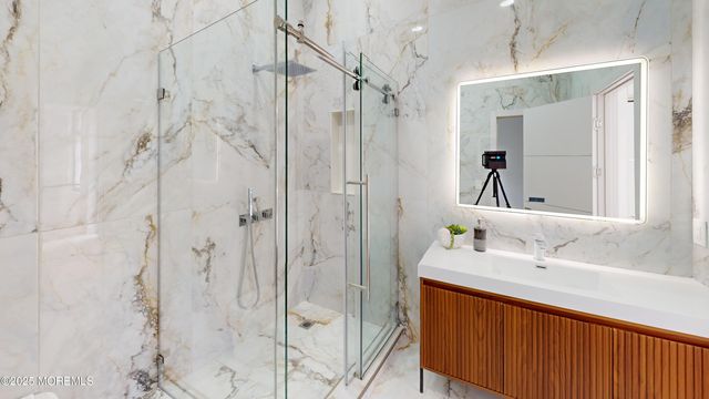 93 Buckley Road, Marlboro, NJ 07746