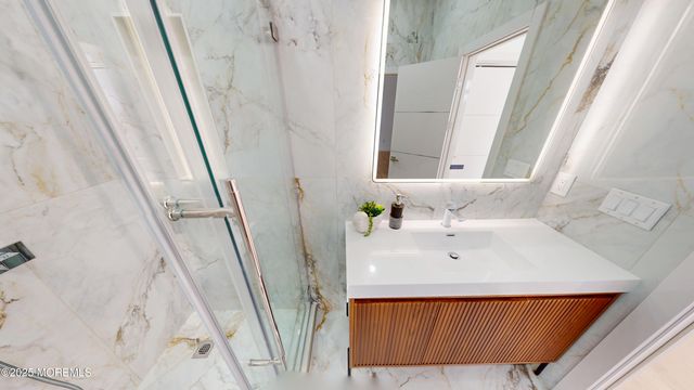 93 Buckley Road, Marlboro, NJ 07746