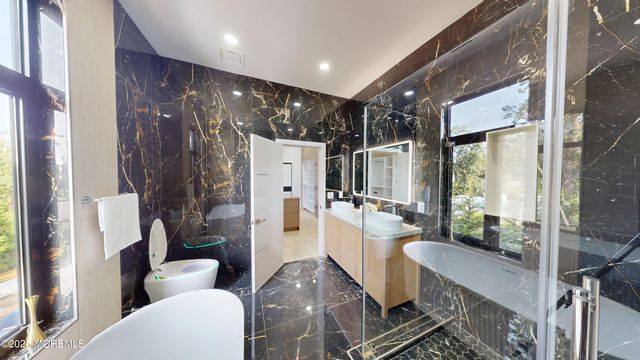 93 Buckley Road, Marlboro, NJ 07746