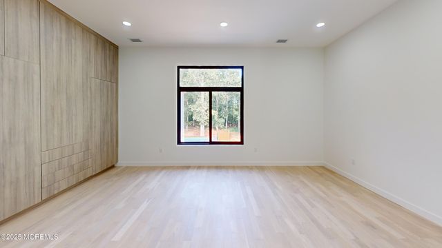 93 Buckley Road, Marlboro, NJ 07746