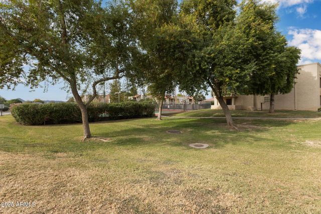 8649 E ROYAL PALM Road 232, Scottsdale, AZ 85258