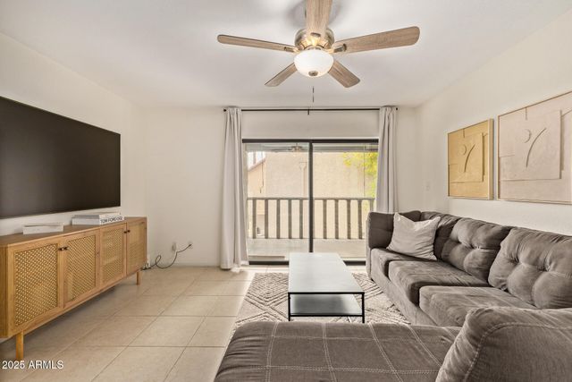 8649 E ROYAL PALM Road 232, Scottsdale, AZ 85258