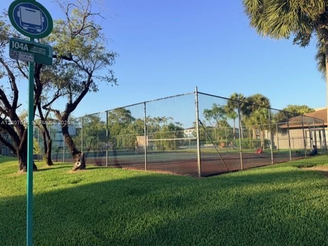 10825 SW 112th Ave 307, Miami, FL 33176
