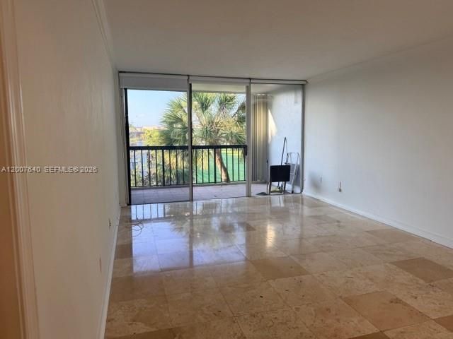 10825 SW 112th Ave 307, Miami, FL 33176