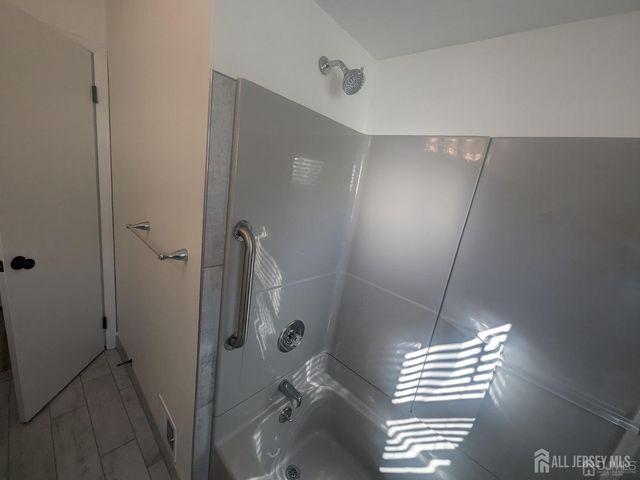 6 Hillside Avenue, Jamesburg, NJ 08831