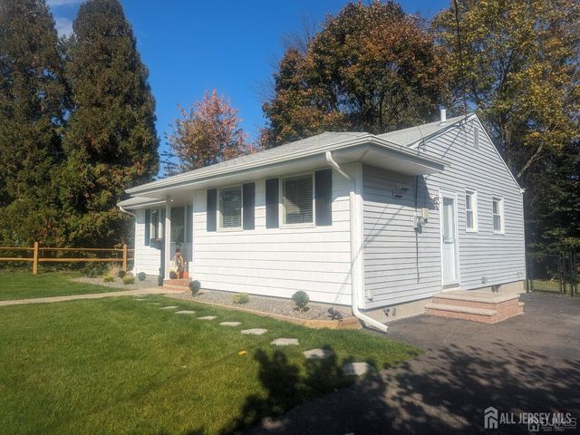 6 Hillside Avenue, Jamesburg, NJ 08831