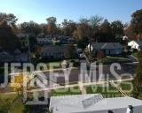 6 Hillside Avenue, Jamesburg, NJ 08831