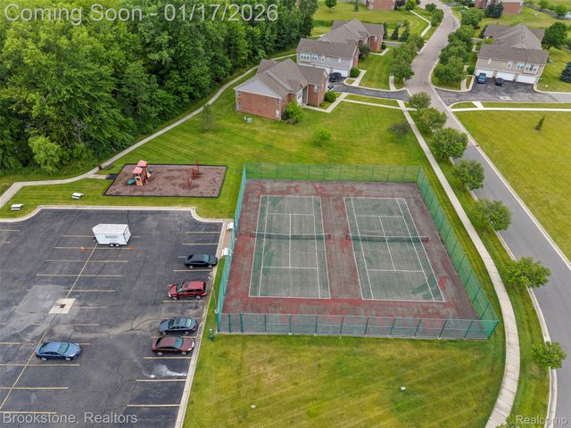 28346 Adler Park Drive 246, Chesterfield Township, MI 48051