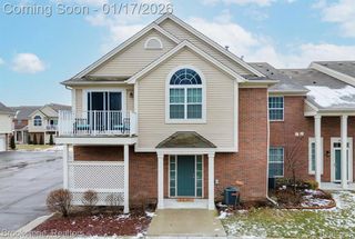 28346 Adler Park Drive 246, Chesterfield Township, MI 48051