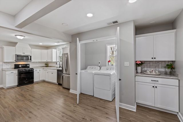 1217 CARLTON RD, Memphis, TN 38106