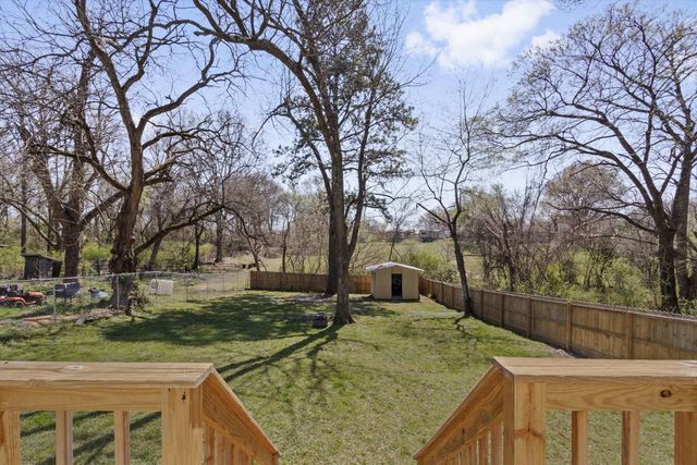 1217 CARLTON RD, Memphis, TN 38106