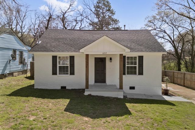 1217 CARLTON RD, Memphis, TN 38106