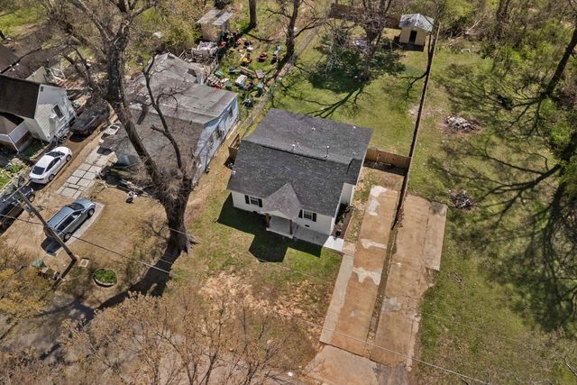 1217 CARLTON RD, Memphis, TN 38106