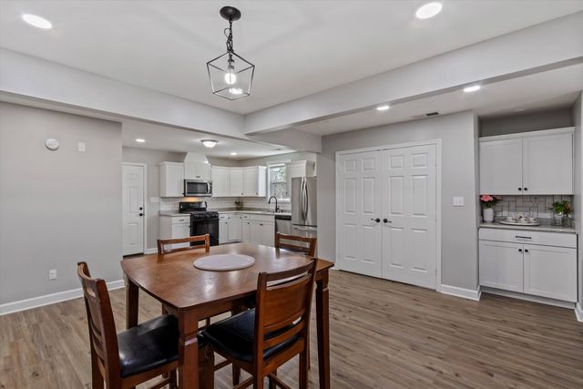 1217 CARLTON RD, Memphis, TN 38106