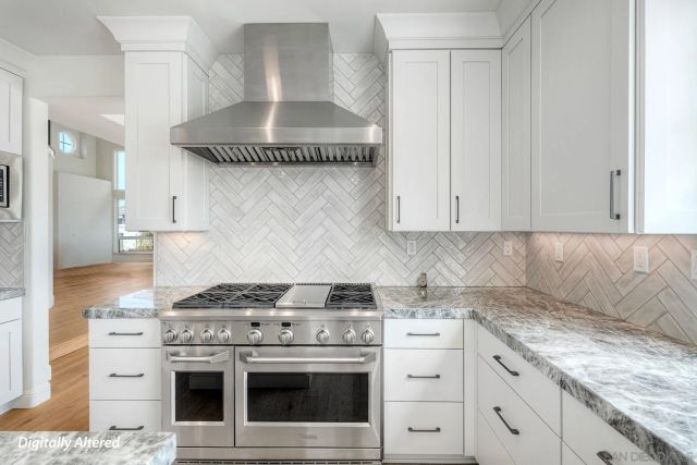 1651 Bella Laguna Court, Encinitas, CA 92024