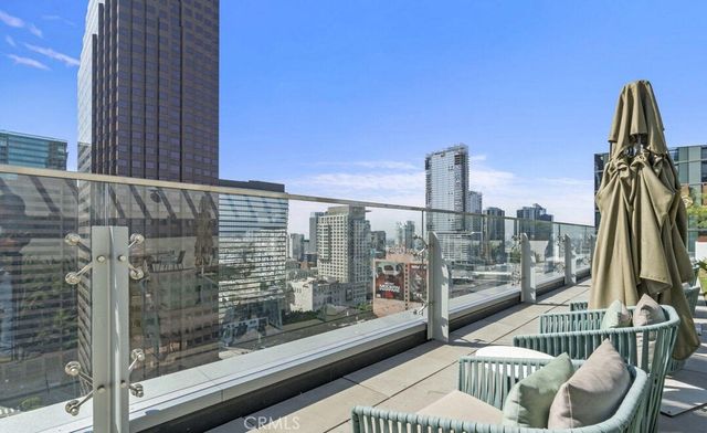 877 Francisco 3003, Los Angeles, CA 90017