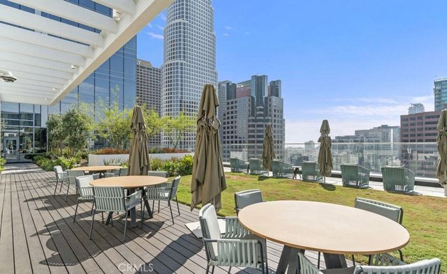 877 Francisco 3003, Los Angeles, CA 90017