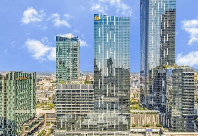 877 Francisco 3003, Los Angeles, CA 90017