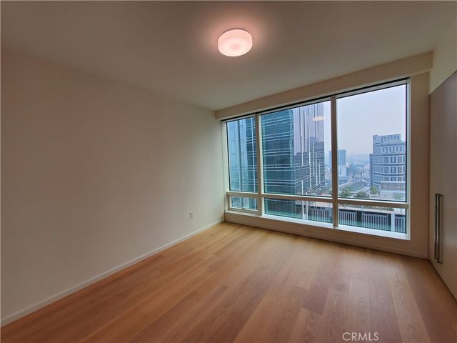 877 Francisco 3003, Los Angeles, CA 90017