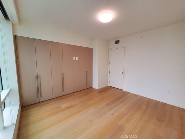 877 Francisco 3003, Los Angeles, CA 90017