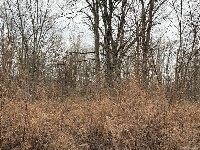 16 Knights Lane, Warwick, NY 10990