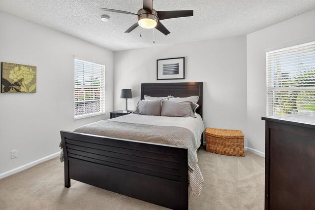 6657 NW 25th Way, Boca Raton, FL 33496