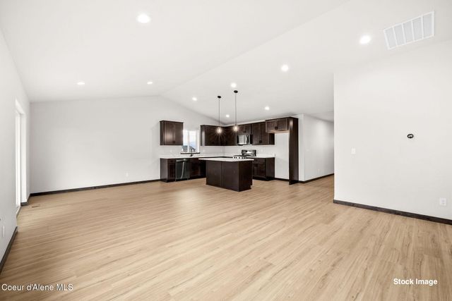 12013 N LENNON LN, Rathdrum, ID 83858