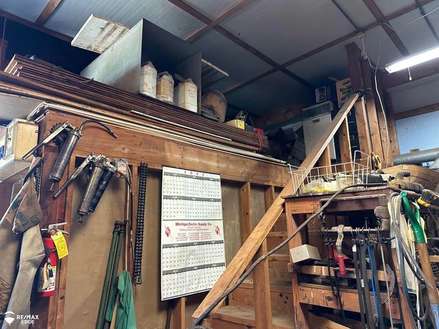 5262 E Coldwater Road, Genesee Twp, MI 48506