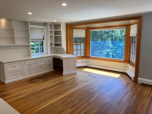 130 Marsh St 1, Belmont, MA 02478
