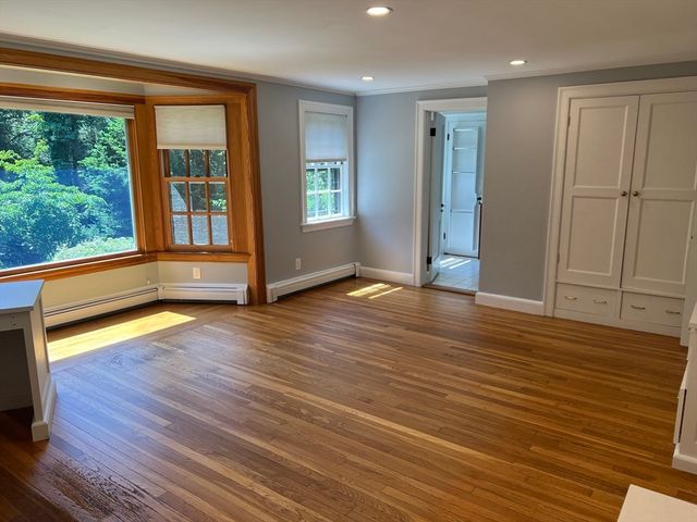 130 Marsh St 1, Belmont, MA 02478