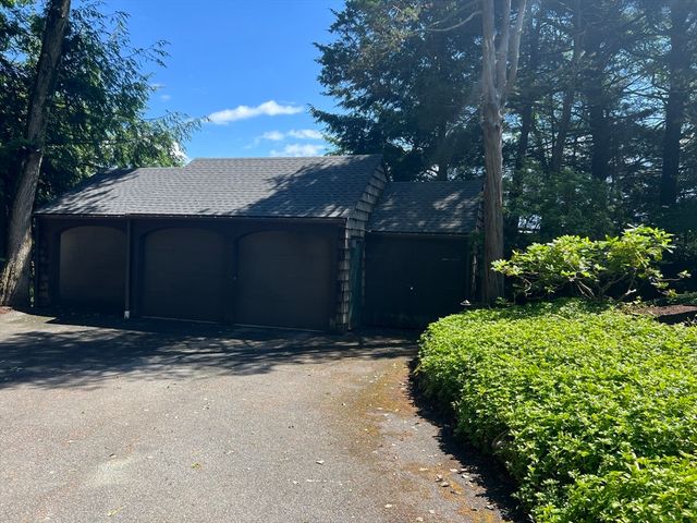 130 Marsh St 1, Belmont, MA 02478