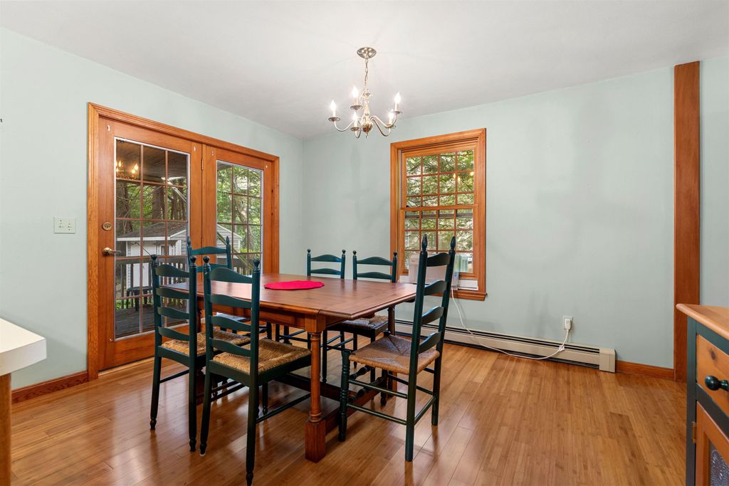 Image 8 of property listing at 19 Purington Ln # B, Hampton, NH 03842