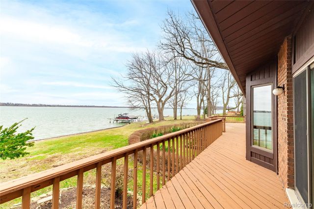 27981 Elba Road, Grosse Ile Township, MI 48138