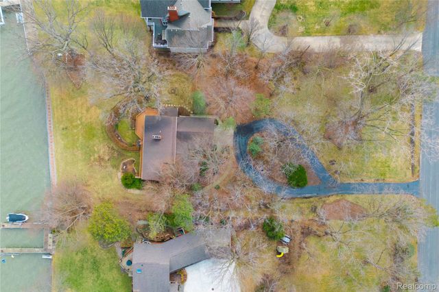 27981 Elba Road, Grosse Ile Township, MI 48138