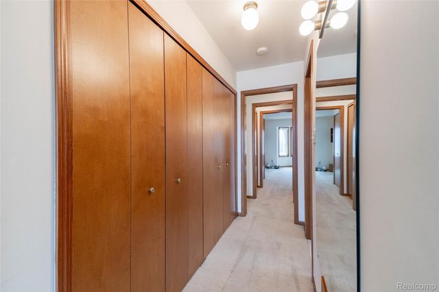 27981 Elba Road, Grosse Ile Township, MI 48138